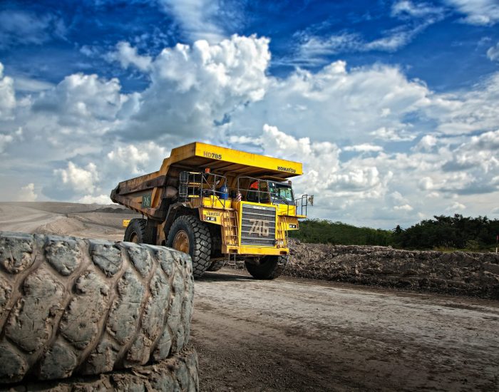 MINING TRUCK